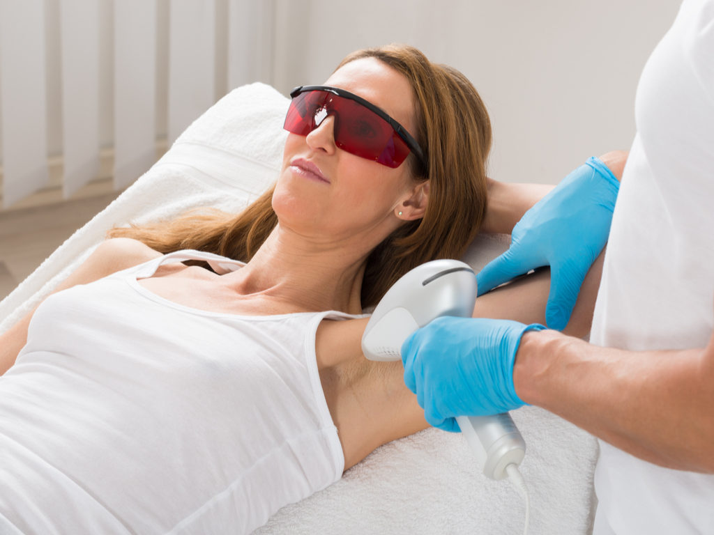 laser treatment side effects and downtime